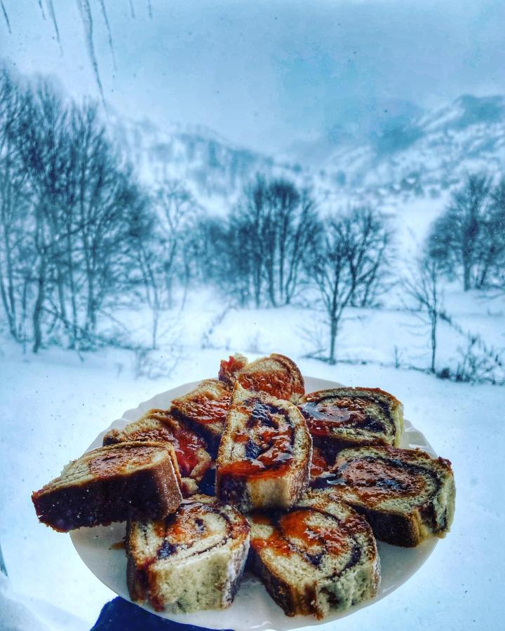 Konak Umoljani Εξωτερικό φωτογραφία