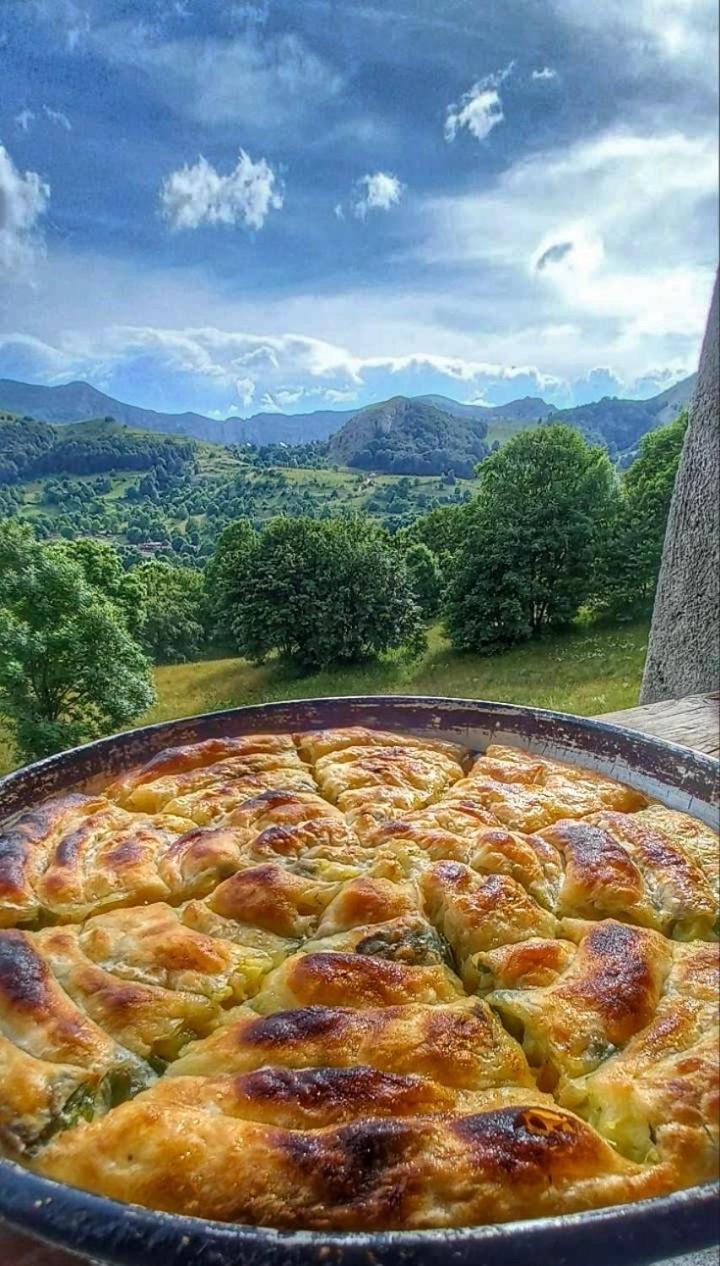 Konak Umoljani Εξωτερικό φωτογραφία
